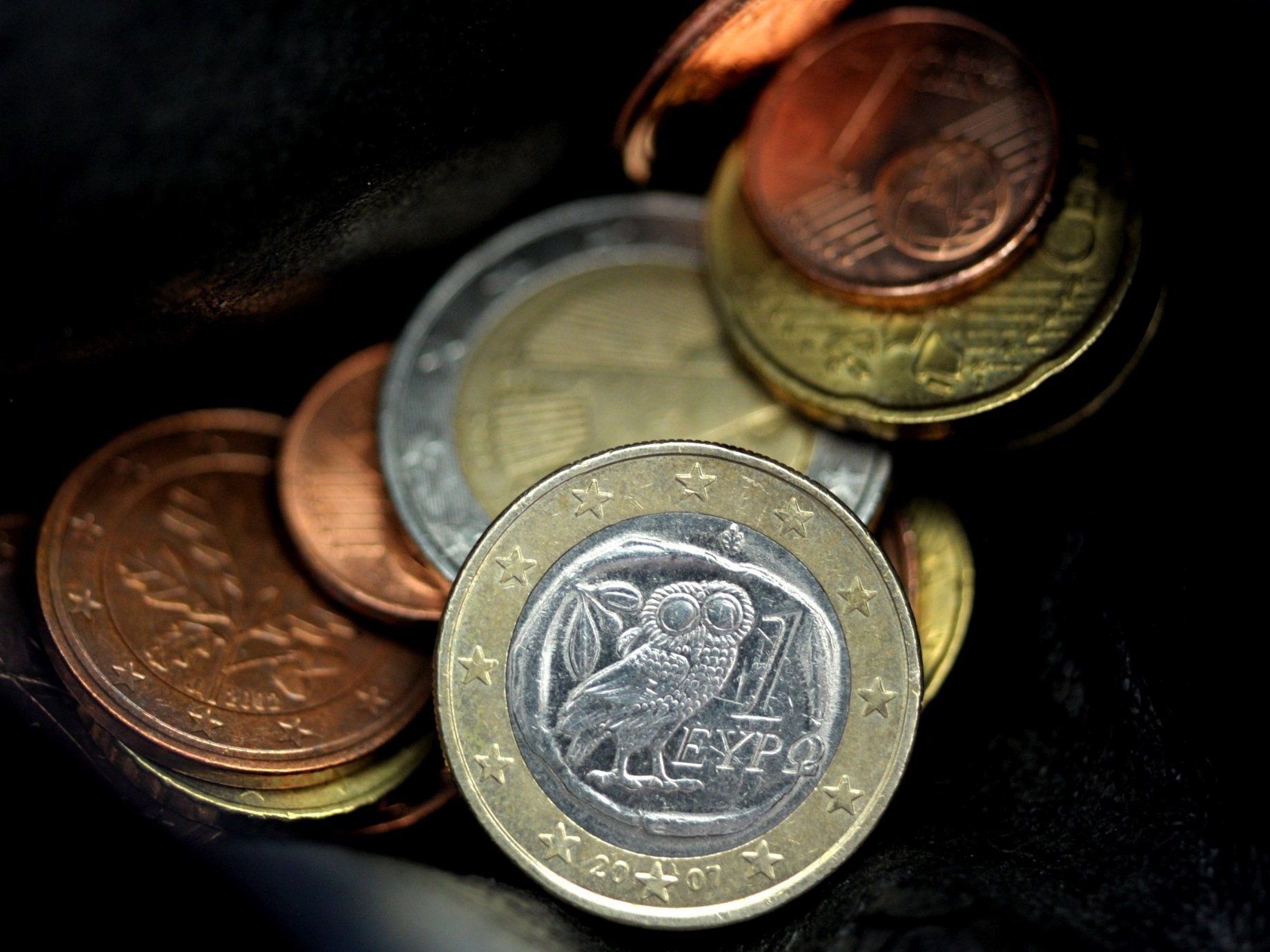 Euro profitiert nicht von vorläufiger Einigung in Griechenland. Euro profitiert nicht von vorläufiger Einigung in Griechenland.