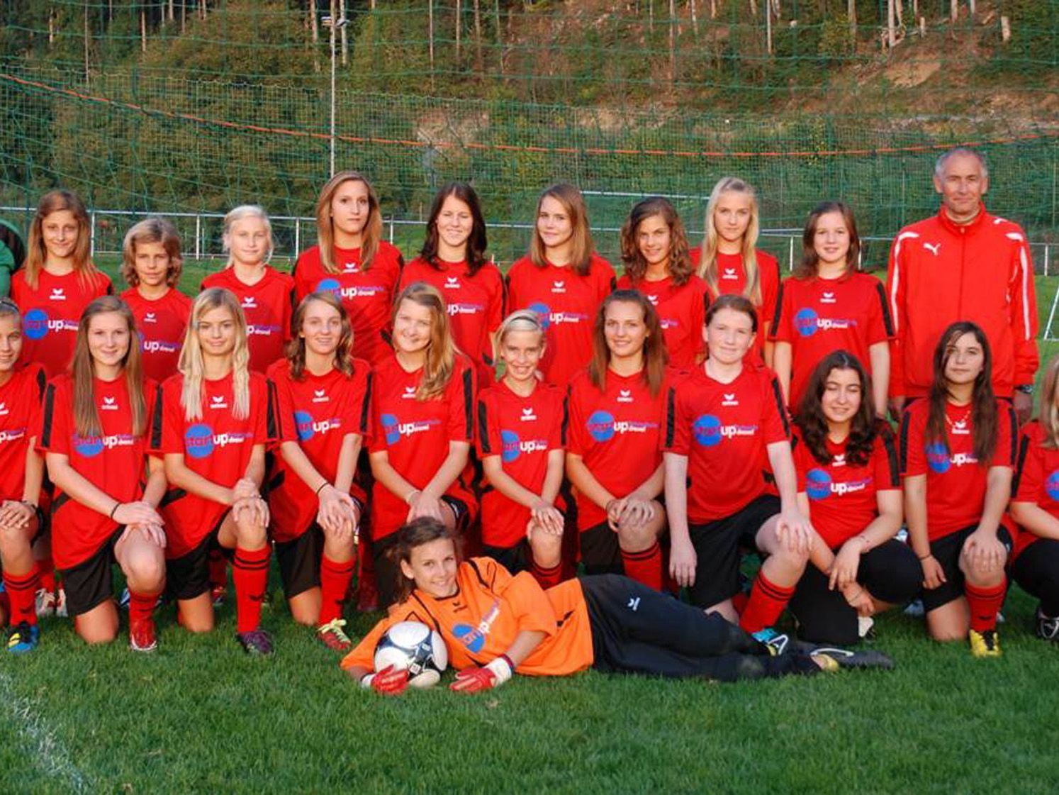 Bot in der Herbstsaison tolle Leistungen die U 16 SPG Rankweil/Sulz Bot in der Herbstsaison tolle Leistungen die U 16 SPG Rankweil/Sulz