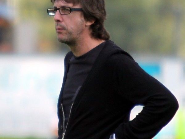 Höchst-Trainer Dieter Alge gastiert mit seiner Elf in Wolfurt. Höchst-Trainer Dieter Alge gastiert mit seiner Elf in Wolfurt.