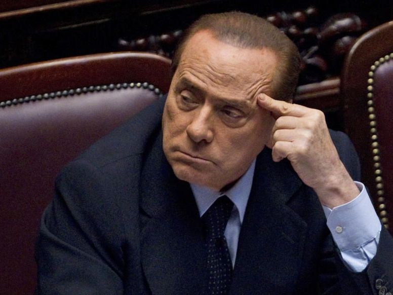 Berlusconi führte ein 45-minütiges Gespräch mit Staatschef Napolitano Berlusconi führte ein 45-minütiges Gespräch mit Staatschef Napolitano