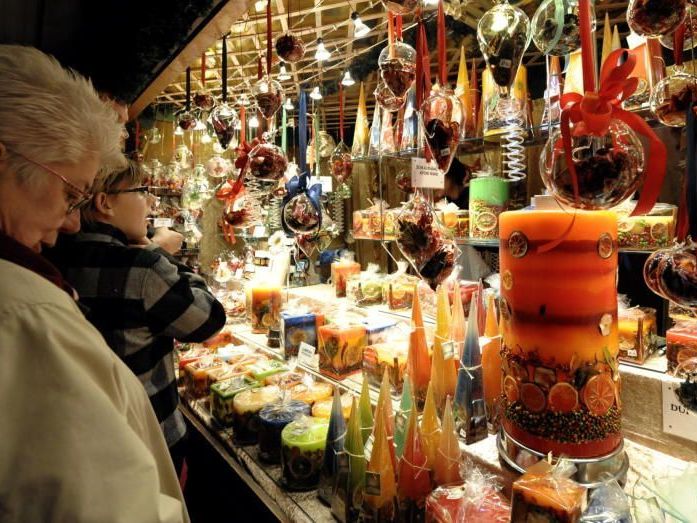Weihnachtsmärkte in Wien sorgen jedes Jahr für glänzende Augen. Weihnachtsmärkte in Wien sorgen jedes Jahr für glänzende Augen.