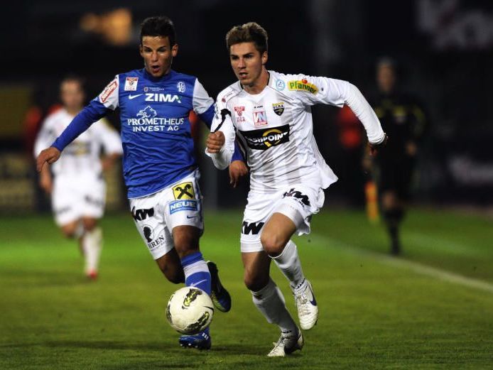 Die Auf- bzw. Absteiger zur Halbzeit der Saison 2011/12 Die Auf- bzw. Absteiger zur Halbzeit der Saison 2011/12