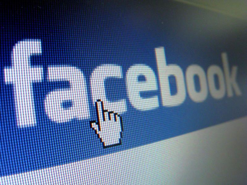 Regulierungsbehörden und Politiker versuchen derzeit, Facebook und den zahlreichen Konkurrenten Grenzen zu setzen.