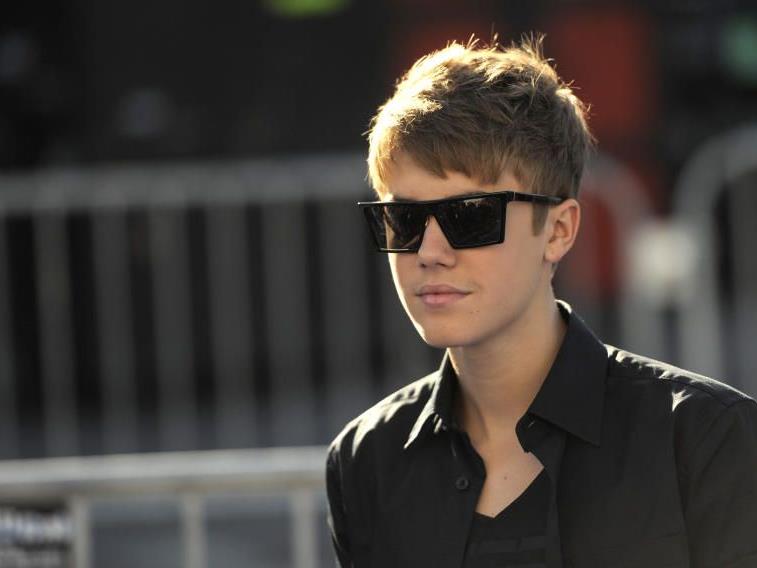 Justin Bieber hat schon über 70 Millionen Euro mit seinen Alben, Konzerten und Produkten mit seinem Namen eingespielt.