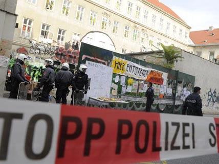 Die Polizei räumte das besetzte Haus in der Lindengasse in Wien-Neubau.
