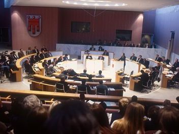 Debatten wieder live im Internet Debatten wieder live im Internet