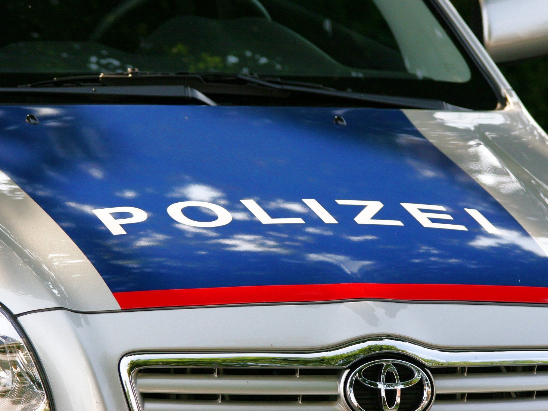 Die Polizei fahndet nach dem Täter aus dem 2. Bezirk. Die Polizei fahndet nach dem Täter aus dem 2. Bezirk.