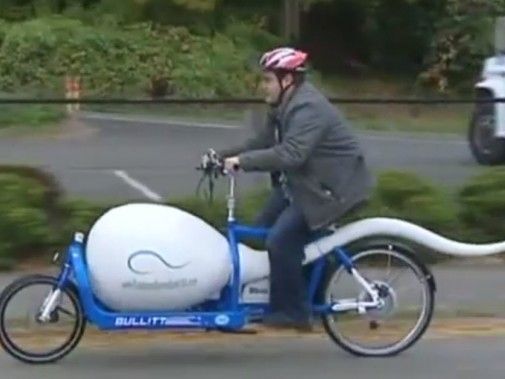Ungewöhnlich und Umweltfreundlich: Das Sperma-Fahrrad hilft kinderlosen Paaren. Ungewöhnlich und Umweltfreundlich: Das Sperma-Fahrrad hilft kinderlosen Paaren.