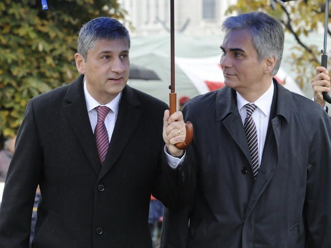Schlechte Ergebnisse für Spindelegger und Faymann. Schlechte Ergebnisse für Spindelegger und Faymann.