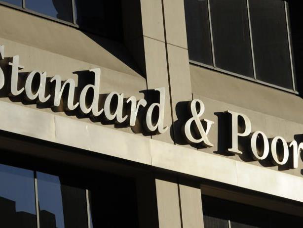 S&P aufgrund Falschmeldung heftig kritisiert