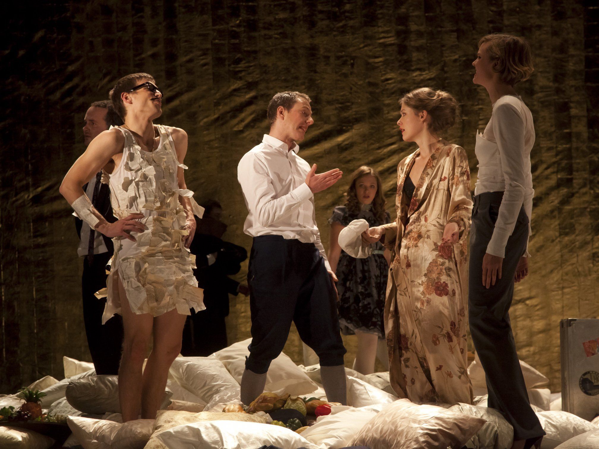 Junges Ensemble glänzte bei Moliere-Premiere Junges Ensemble glänzte bei Moliere-Premiere