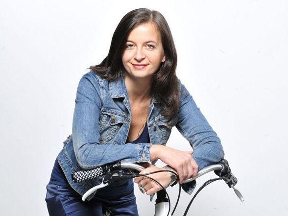 Auch die Umweltstadträtin fährt E-Bike Auch die Umweltstadträtin fährt E-Bike