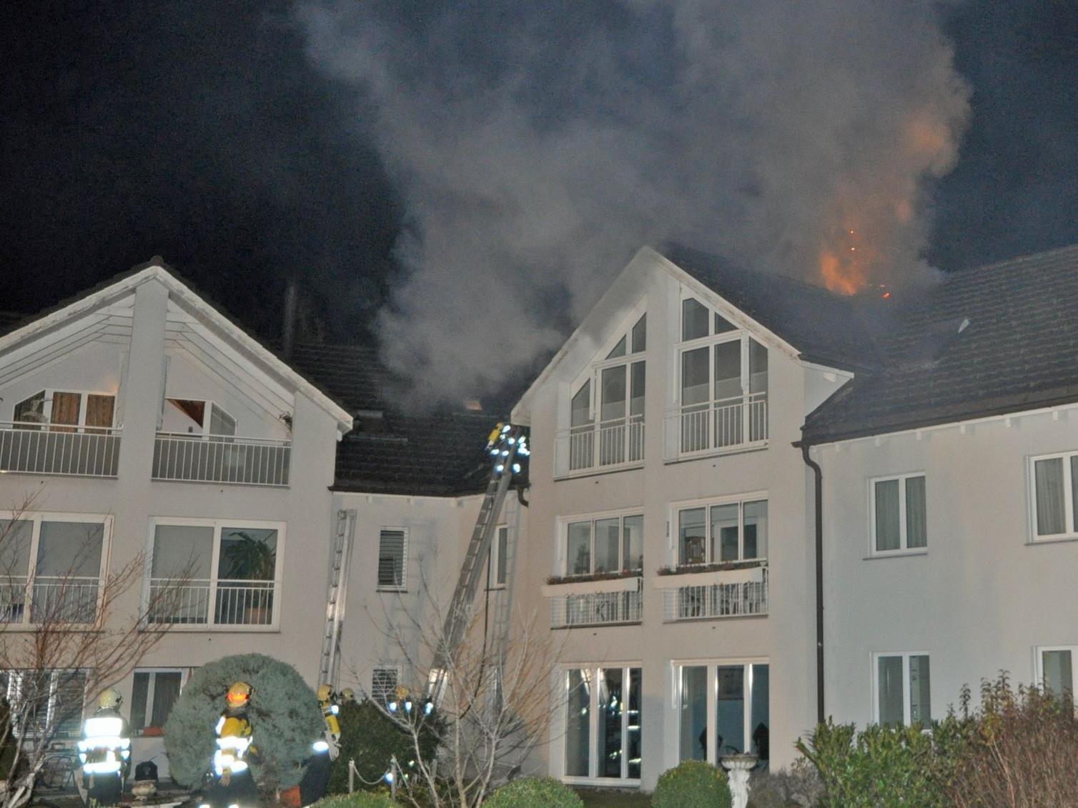 Mehrfamilienhaus in Brand geraten - Erheblicher Sachschaden
