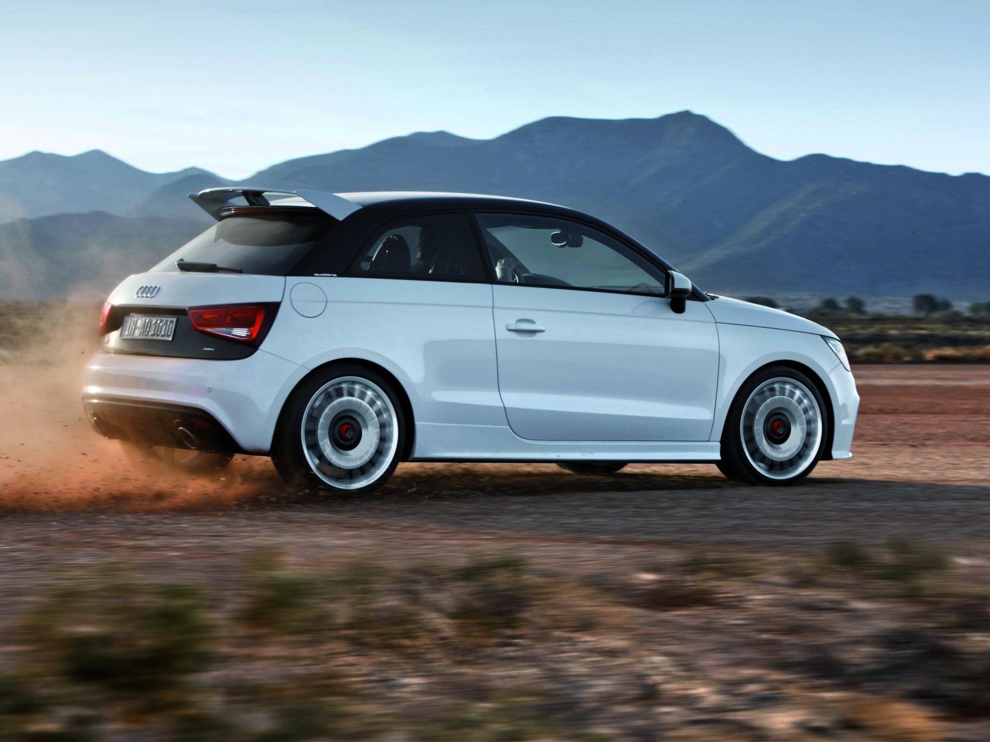 Ab Sommer 2012 soll der Audi A1 quattro erhältlich sein. Ab Sommer 2012 soll der Audi A1 quattro erhältlich sein.