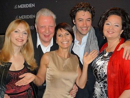 Von Edi Finger Jr bis Tini Kainrath waren beim Kick-Off zum Orange Filmball Vienna alle mit dabei Von Edi Finger Jr bis Tini Kainrath waren beim Kick-Off zum Orange Filmball Vienna alle mit dabei