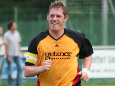 Philipp Bischof stürmt künftig für den FC Schruns Philipp Bischof stürmt künftig für den FC Schruns