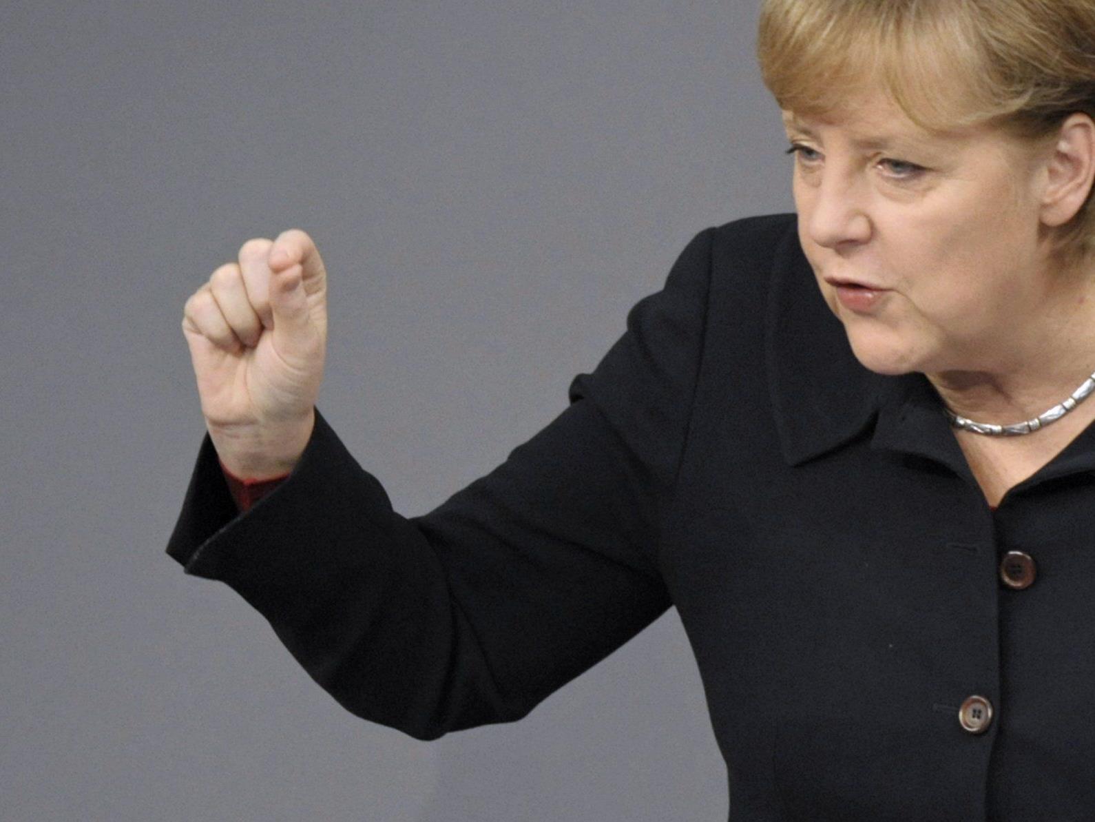 Angela Merkel hat sich am Freitag für eine Änderung der EU-Verträge ausgesprochen.
