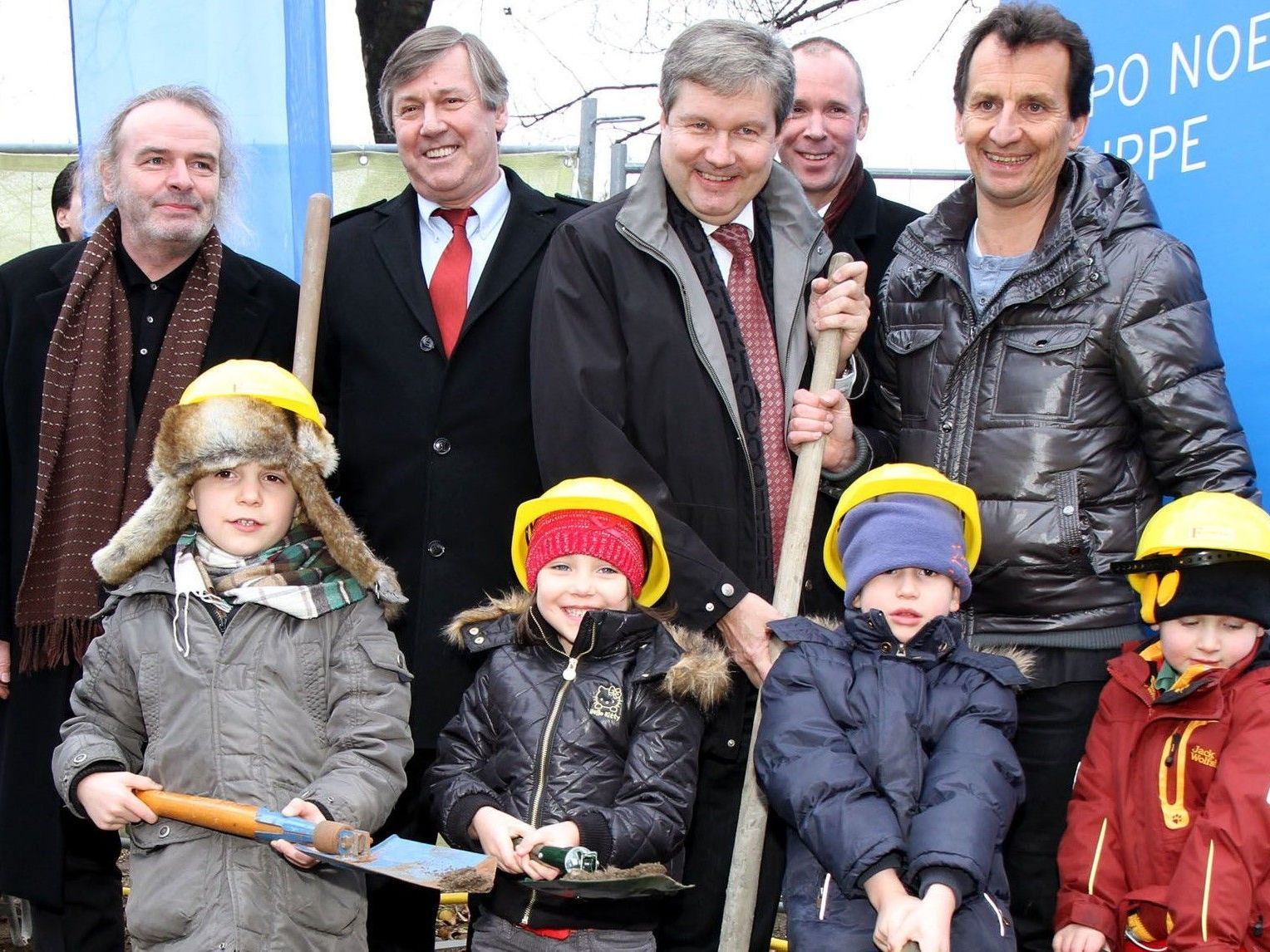 Grundsteinlegung für neuen Kindergarten im Stadtpark Grundsteinlegung für neuen Kindergarten im Stadtpark