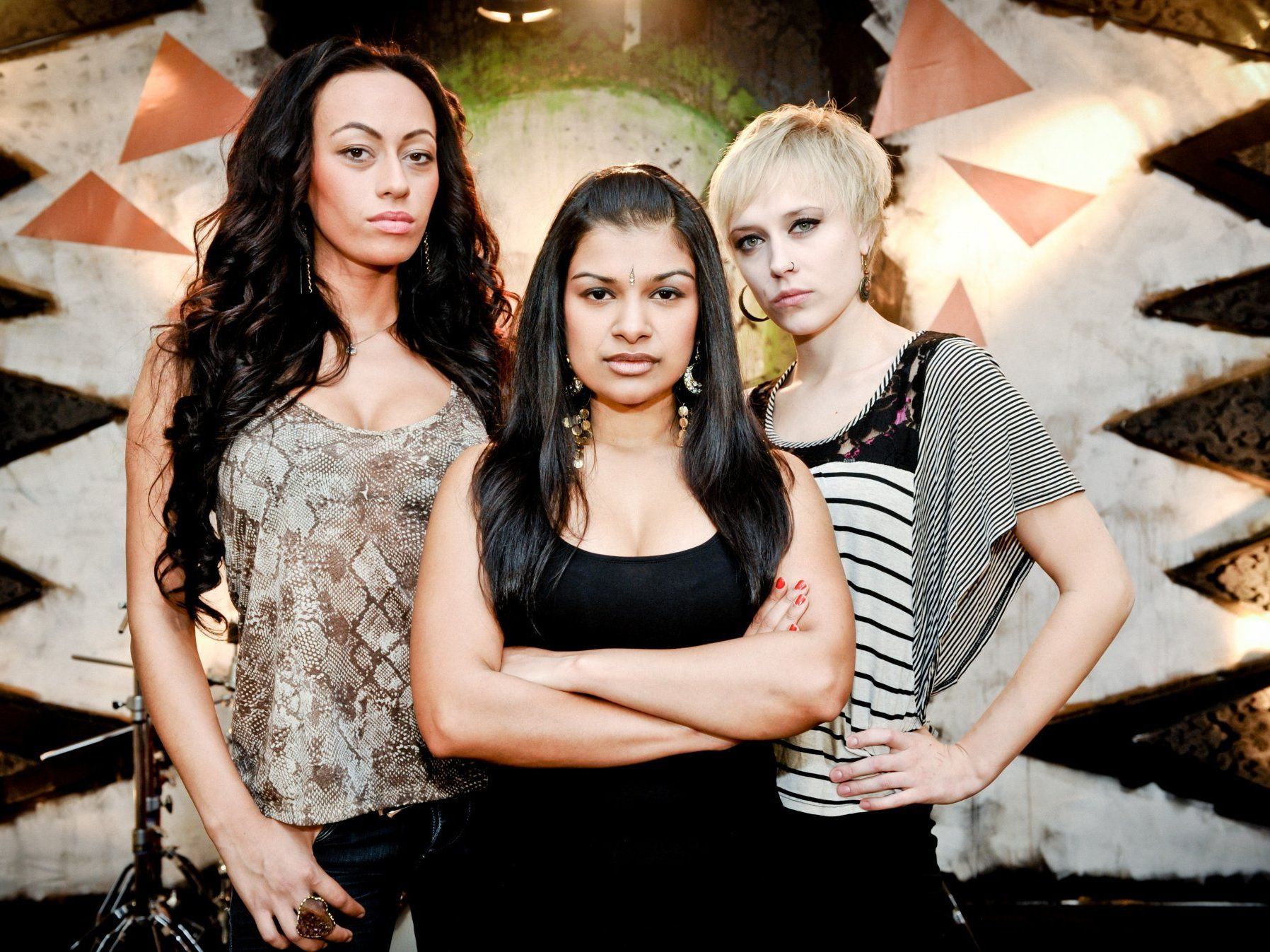 Julijana Jovanovic, Sharon Ann Pallikunnel, Johanna Hohenberger Julijana Jovanovic, Sharon Ann Pallikunnel, Johanna Hohenberger