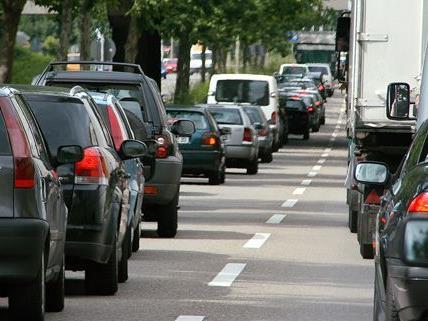 Der ÖAMTC warnt Autofahrer vor Staus am Mittwochnachmittag im Bereich zwischen Hernals und der Wiener Innenstadt.