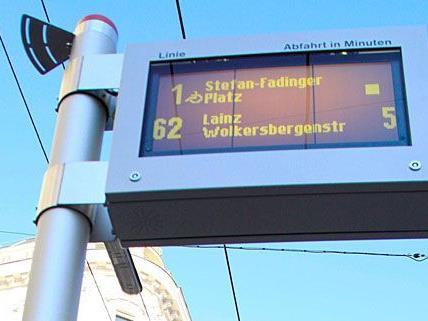 Wiener Linien nehmen 600. Fahrgastinfo-Anzeige in Betrieb.