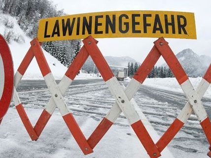 Schnee in der Obersteiermark sorgt für Chaos Schnee in der Obersteiermark sorgt für Chaos