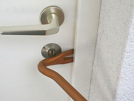 Das Pärchen hatte versucht, in ein Wohnhaus in Alsergrund einzubrechen Das Pärchen hatte versucht, in ein Wohnhaus in Alsergrund einzubrechen