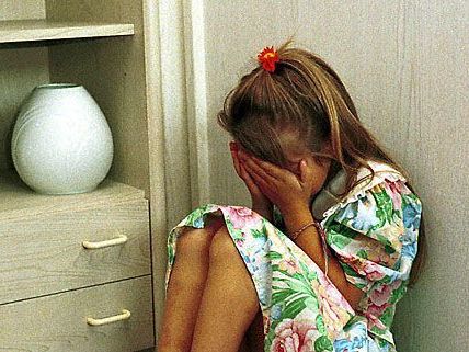 Ein 46-jähriger Mann drohte seiner Frau in Favoriten damit, die gemeinsame Tochter umzubringen Ein 46-jähriger Mann drohte seiner Frau in Favoriten damit, die gemeinsame Tochter umzubringen