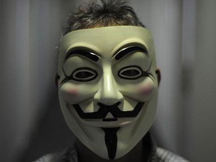 Die Hacker von Anonymous warnen einmal mehr mit einer Aktion vor der Vorratsdatenspeicherung