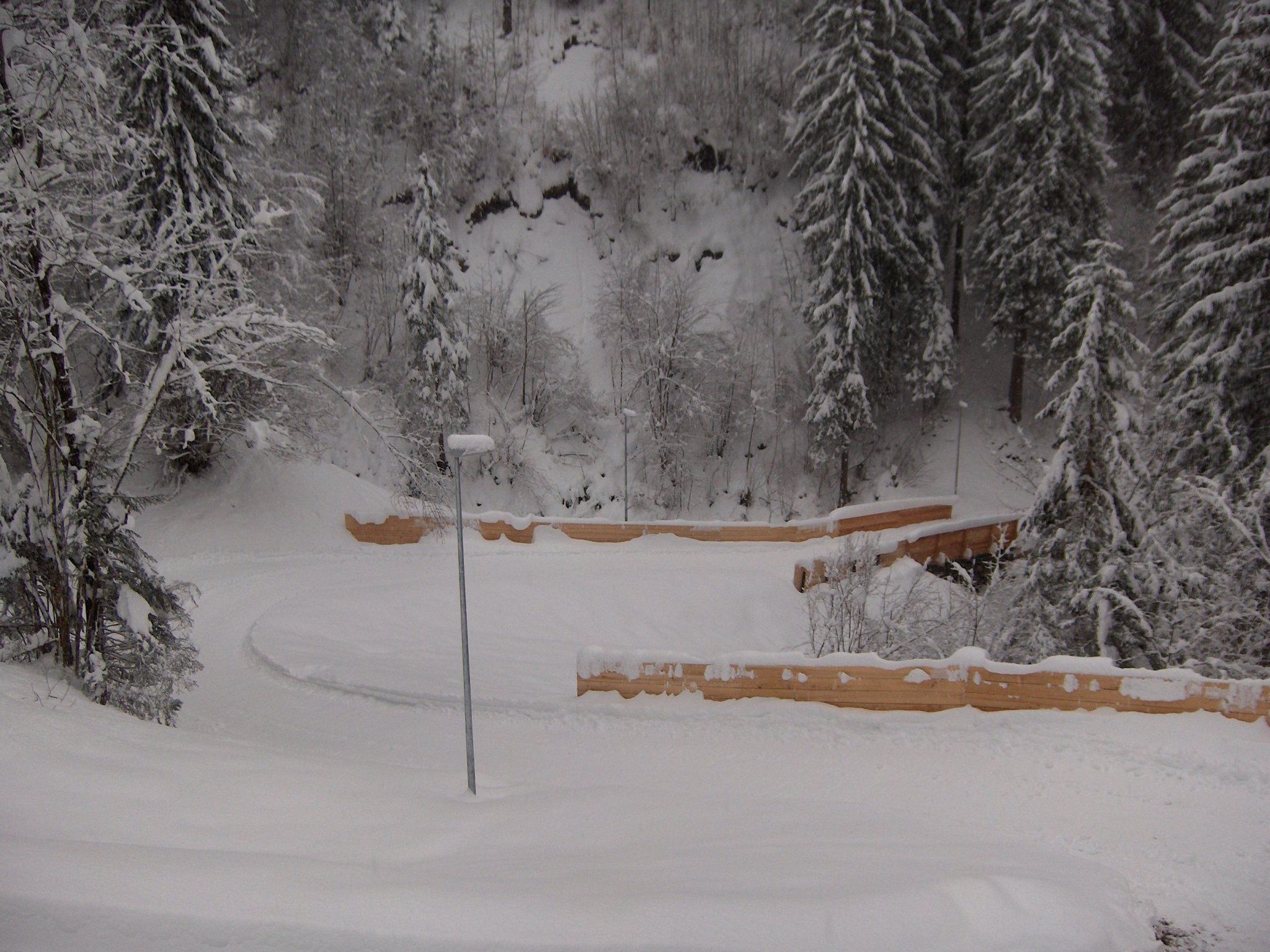 Die Bürserberger Rodelbahn ist geöffnet. Die Bürserberger Rodelbahn ist geöffnet.