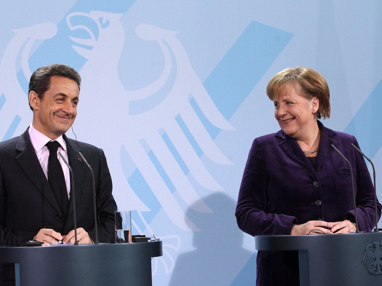 Deutschland und Frankreich ziehen beim Thema Finanzsteuer in Europa an einem Strang. Deutschland und Frankreich ziehen beim Thema Finanzsteuer in Europa an einem Strang.