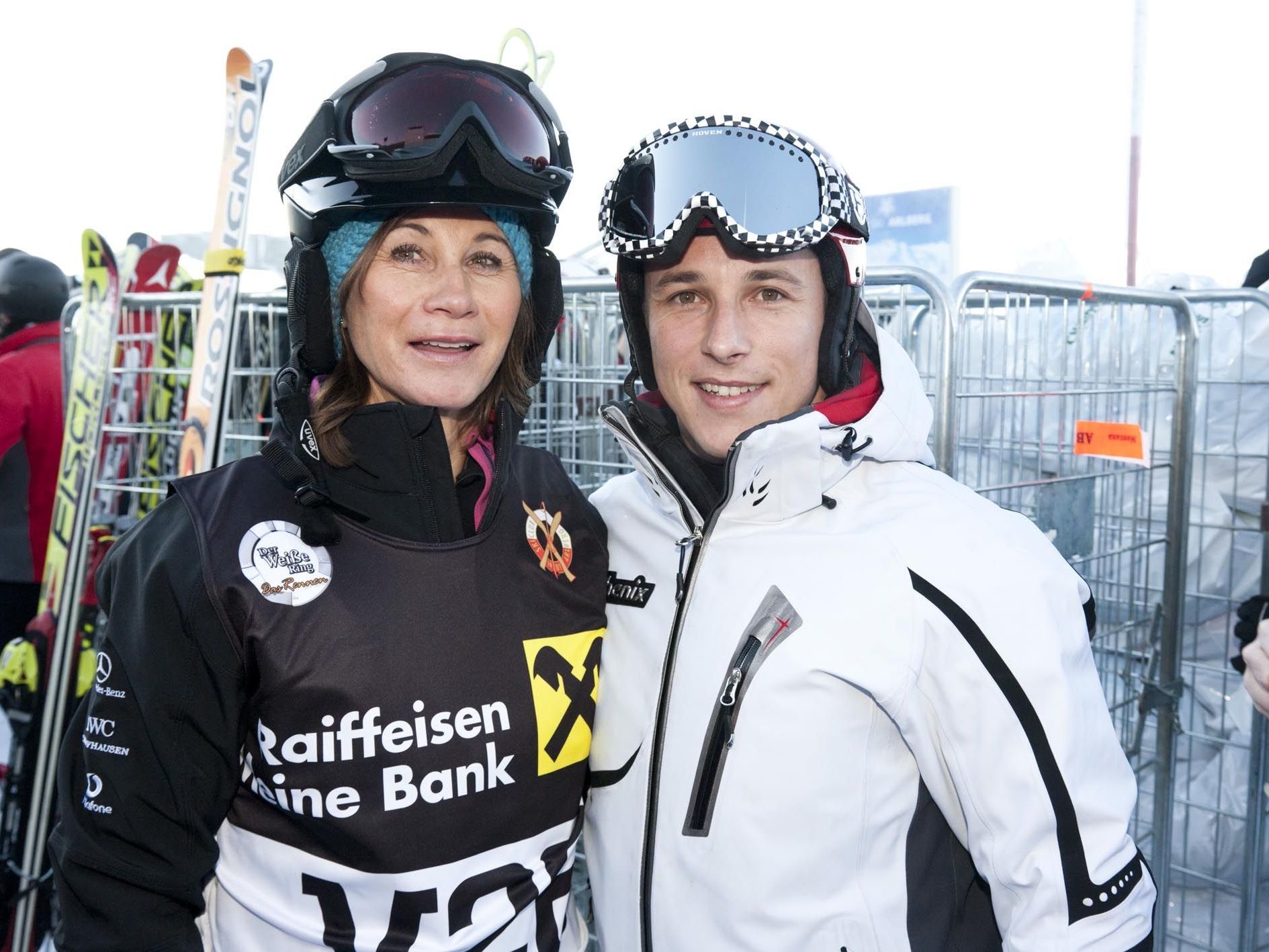 Kathrin Gutensohn mit ex-Formel 1 Fahrer Christian Klien beim "Weißen Ring 2012". Kathrin Gutensohn mit ex-Formel 1 Fahrer Christian Klien beim "Weißen Ring 2012".