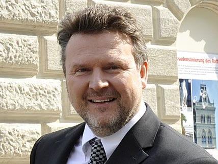 Wohnbaustadtrat Michael Ludwig will Rechte der Mieter schützen