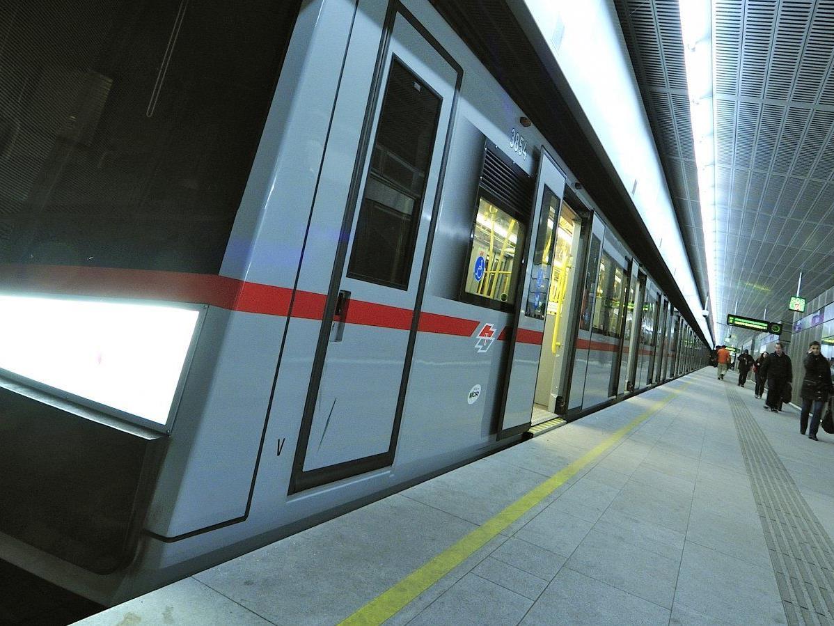 Gut frequentiert sind die Wiener Nacht-U-Bahnen