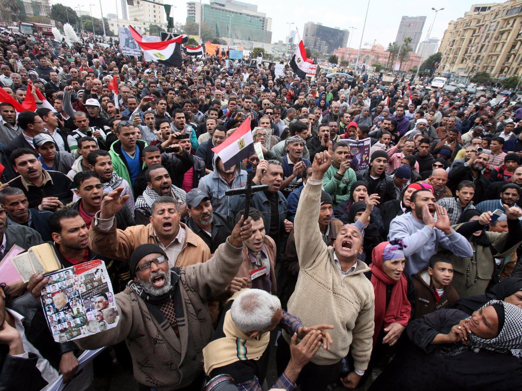 Massenproteste in Kairo