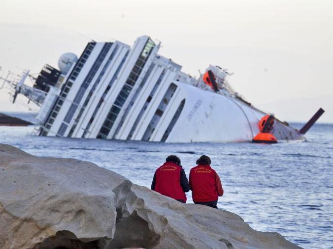 "Costa Concordia" droht zu sinken