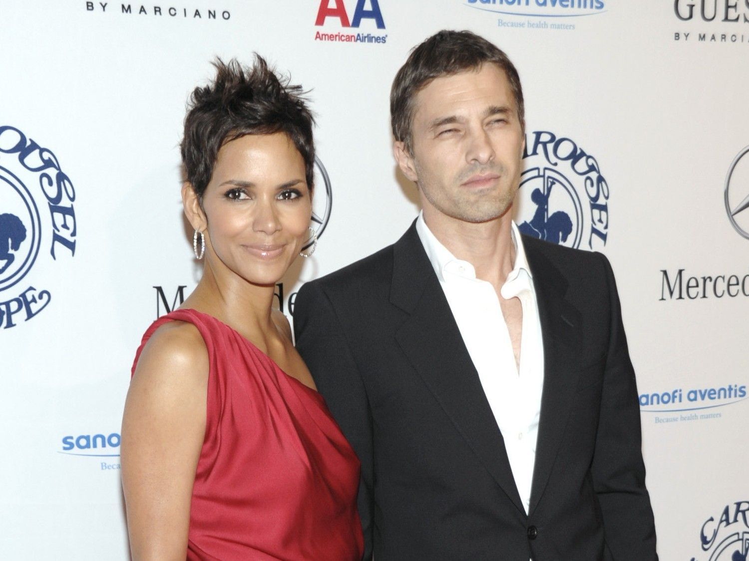 Berry mit ihrem derzeitigen Verlobten Olivier Martinez, dem Ex-Verlobten von Kylie Minogue. Berry mit ihrem derzeitigen Verlobten Olivier Martinez, dem Ex-Verlobten von Kylie Minogue.