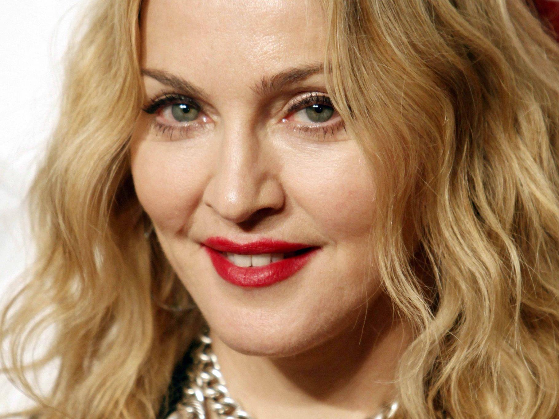 "Give me all your Luvin": Madonna singt mit Nicki Minaj & M.I.A..