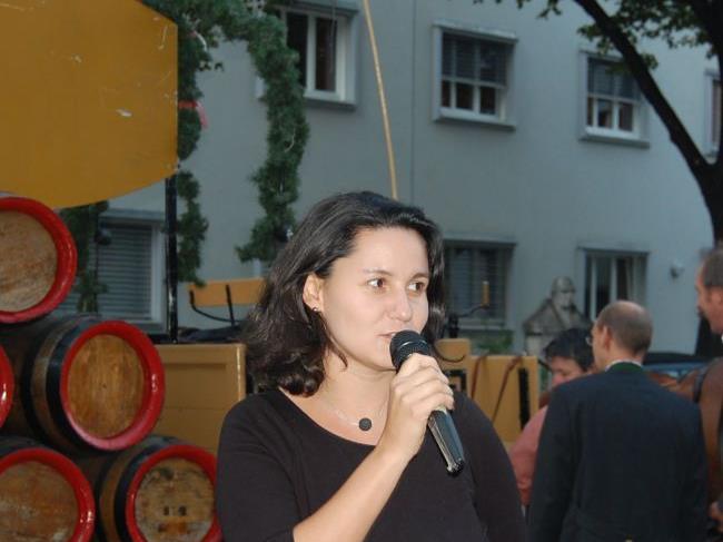 Veronika Mickel, BV in der Josefstadt