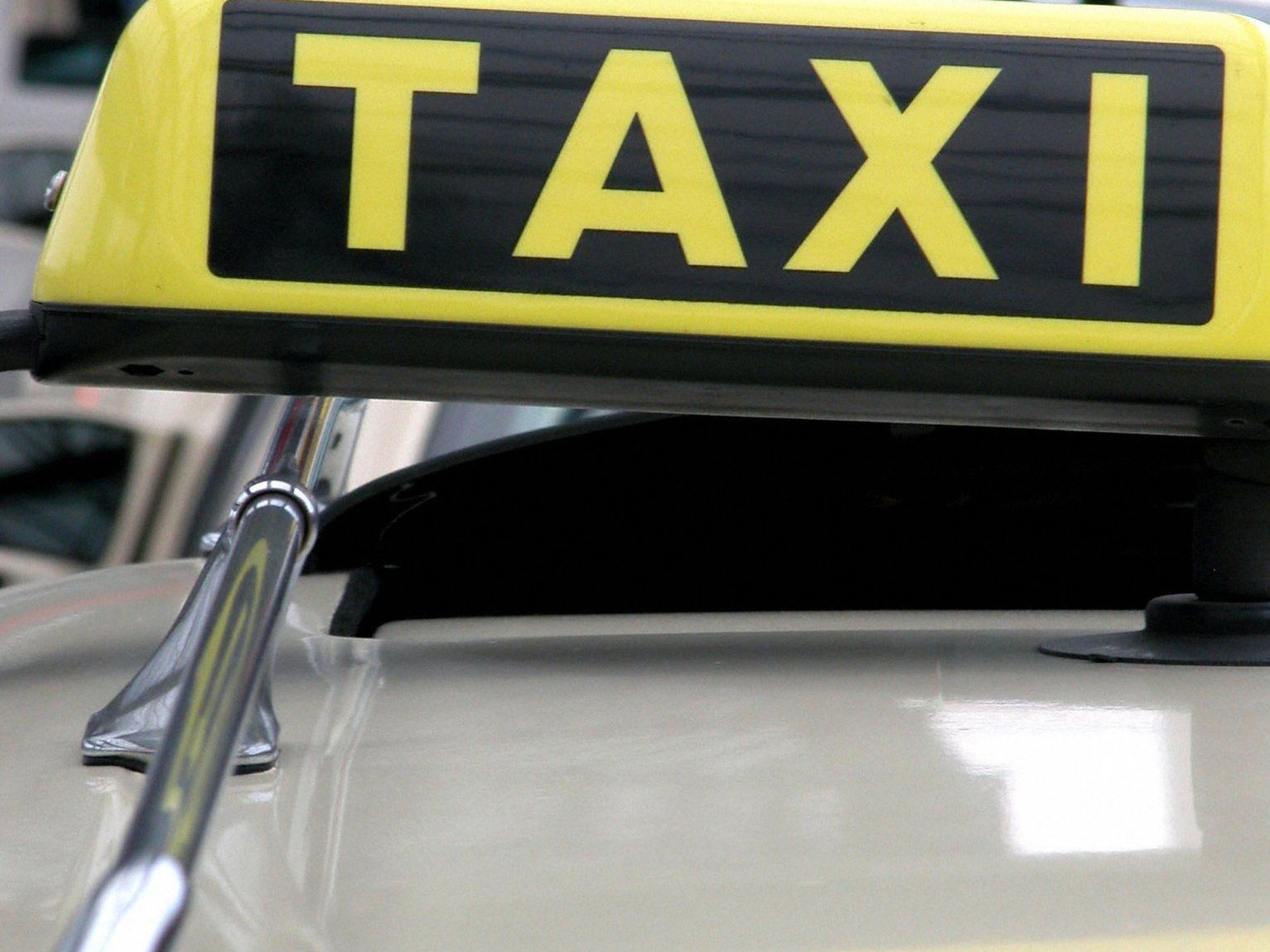 Genauer auf die Finger wird ab sofort den Wiener Taxlern geschaut Genauer auf die Finger wird ab sofort den Wiener Taxlern geschaut