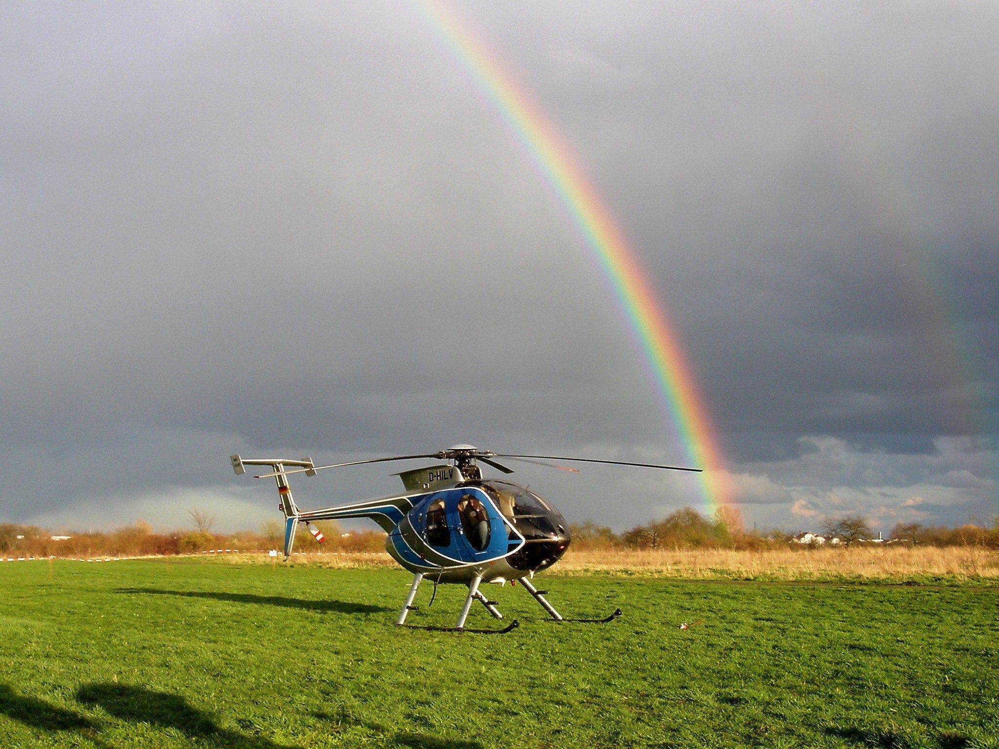 Muss am Boden bleiben: Lugners Promikopter