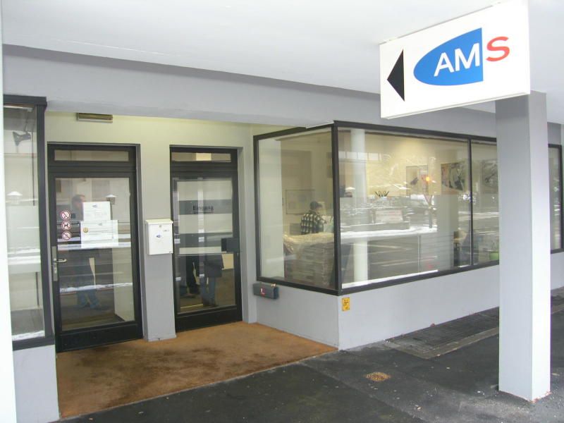 Land und AMS bieten Hilfe für den (Wieder-)Einstieg in den Arbeitsmarkt Land und AMS bieten Hilfe für den (Wieder-)Einstieg in den Arbeitsmarkt