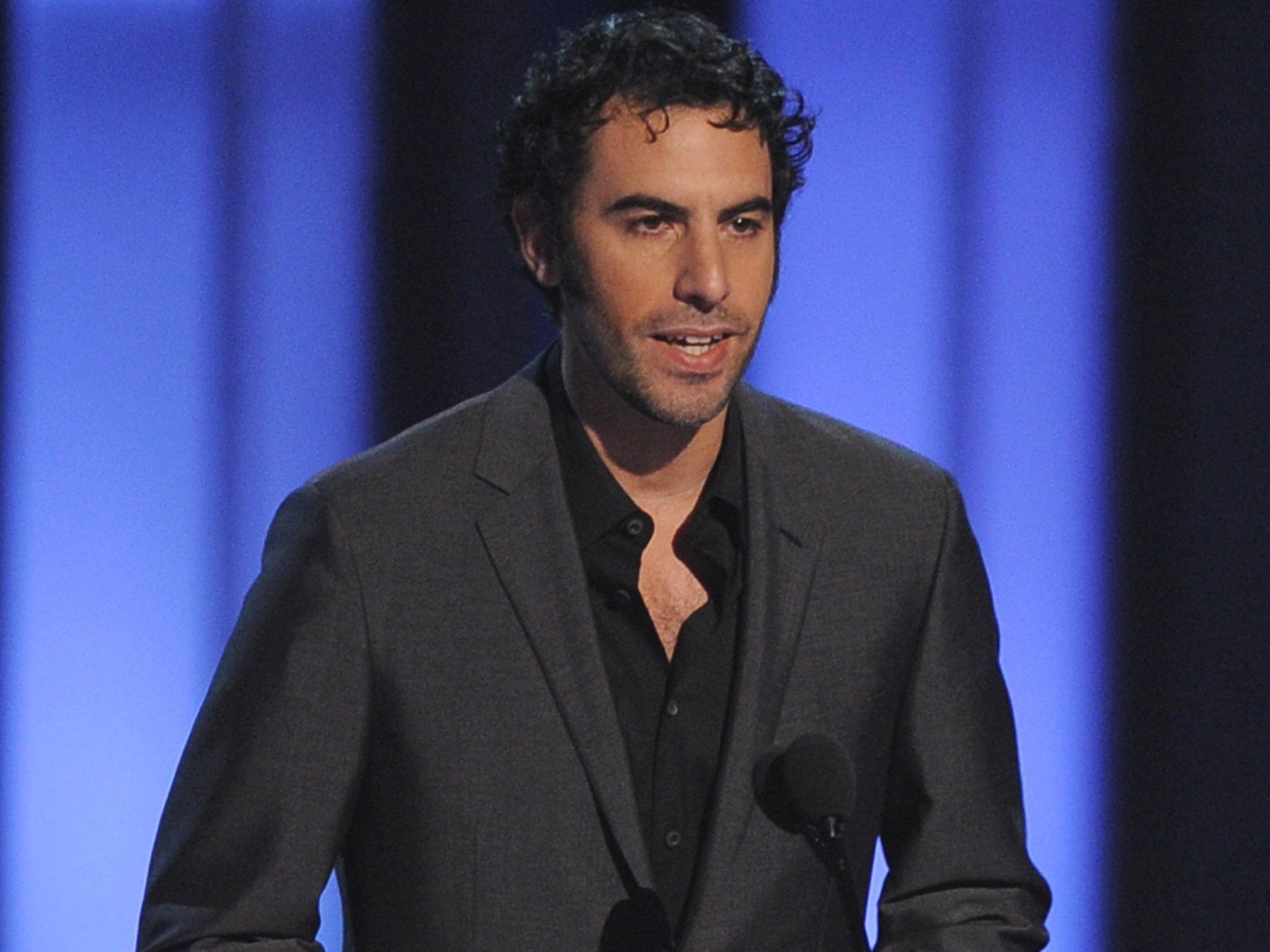 Sacha Baron Cohen kommt als Diktator zu den Oscars Sacha Baron Cohen kommt als Diktator zu den Oscars