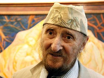 Maler Ernst Fuchs lebt schon seit 30 Jahren getrennt von seiner Frau - nun soll die Scheidung gelingen Maler Ernst Fuchs lebt schon seit 30 Jahren getrennt von seiner Frau - nun soll die Scheidung gelingen