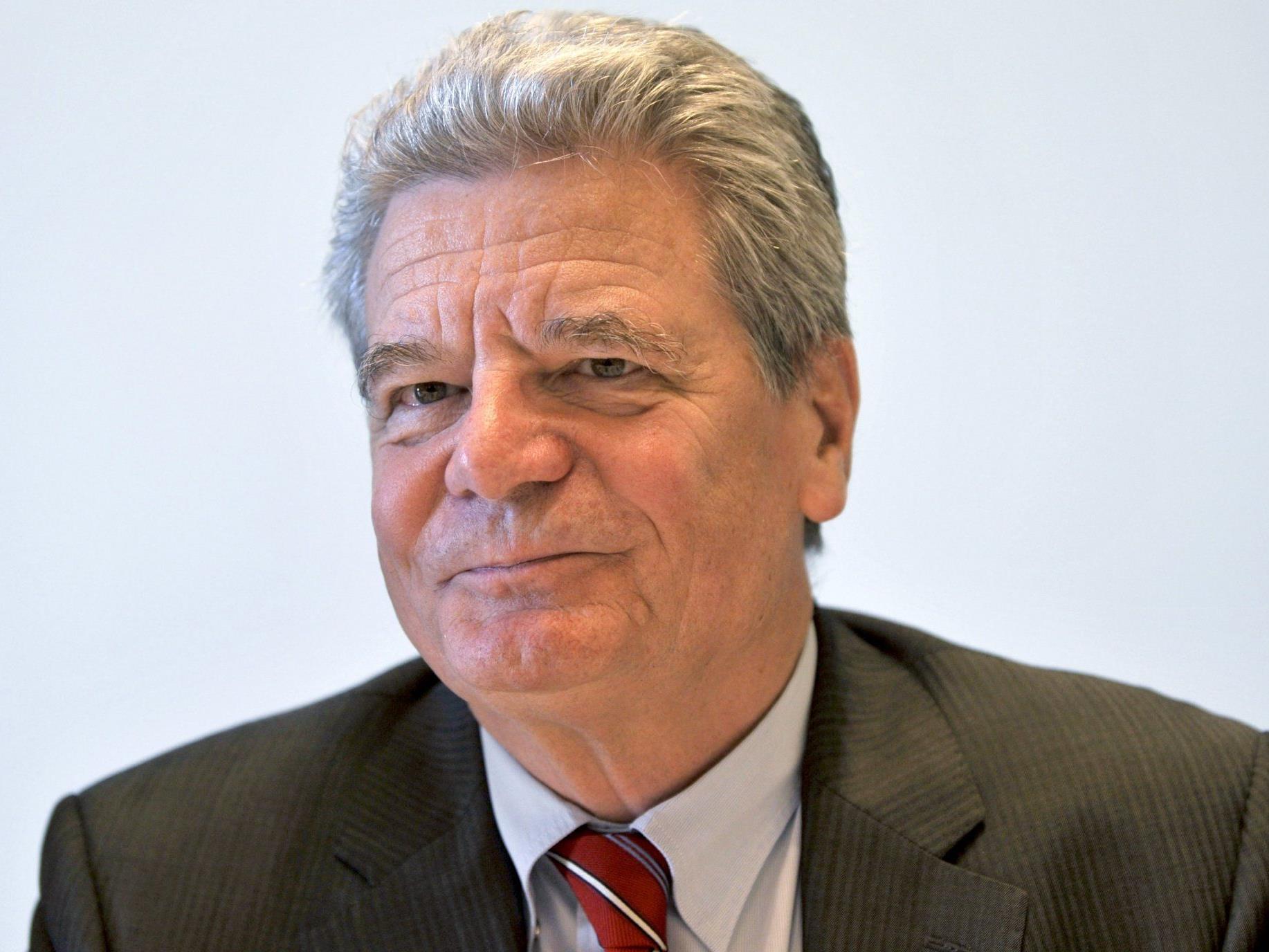 Die Kür Gaucks wird von den politischen Gegnern als schwere Schlappe Merkels gewertet.