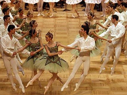 Das Ballett der Wiener Staatsoper bei der Opernball-Generalprobe am Mittwochabend