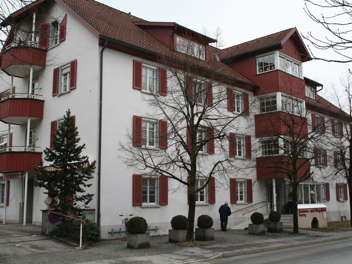 Das Nenzinger Seniorenheim wird zu einem Sozialzentrum. Das Nenzinger Seniorenheim wird zu einem Sozialzentrum.