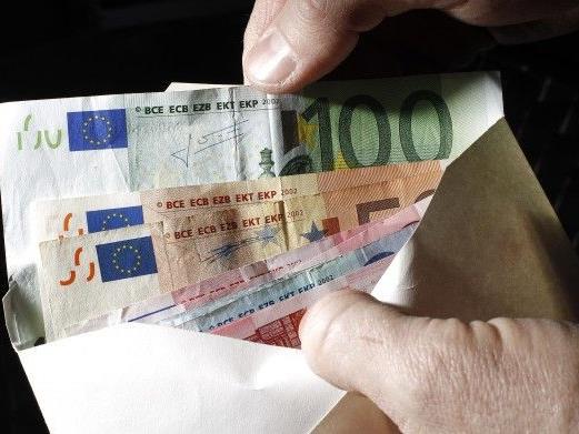 Anonymer Wohltäter überschüttet Braunschweig mit Geld