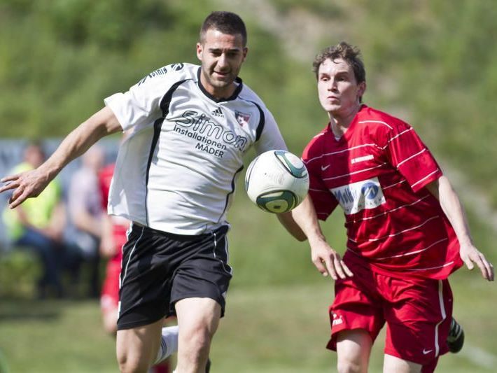 Burak Özgün kann nur noch im Ausland kicken.