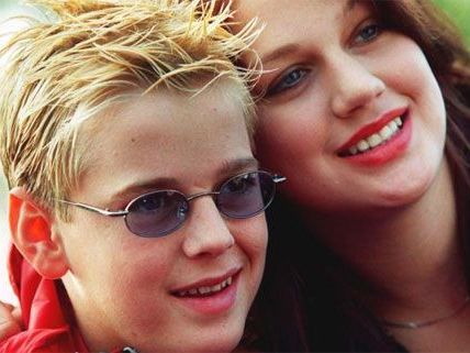 Leslie Carter, hier im Bild mit ihrem kleinen Bruder Aaron Carter. Leslie Carter, hier im Bild mit ihrem kleinen Bruder Aaron Carter.